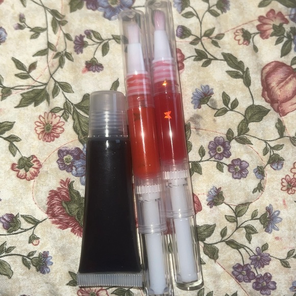 Halloween lipgloss sets; ask for individual price - Picture 3 of 5